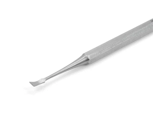 Dual Sided Cuticle Pusher and Scraper